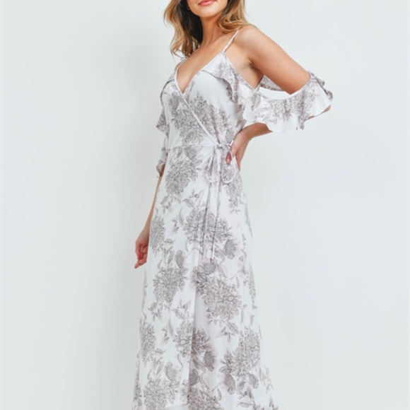 Ivory Print Dress - Picture 7 of 16